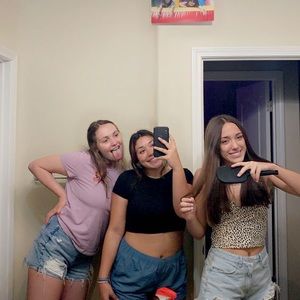 Meet your Posher, Faye